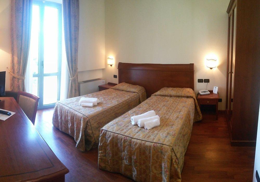 Palazzo Hotel 3*